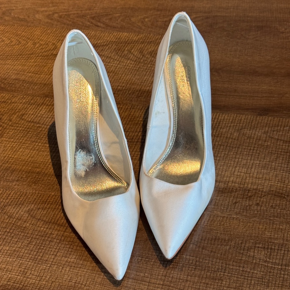 ASOS Chic White Heels - Picture 2 of 8